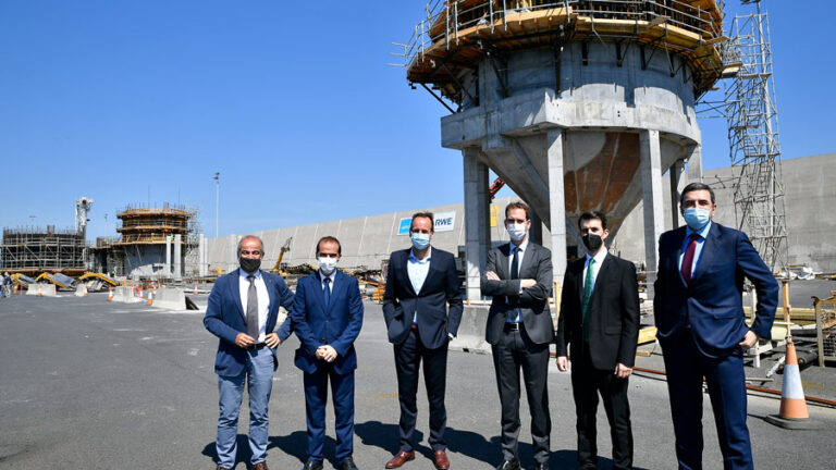 Plataforma eólica flotante